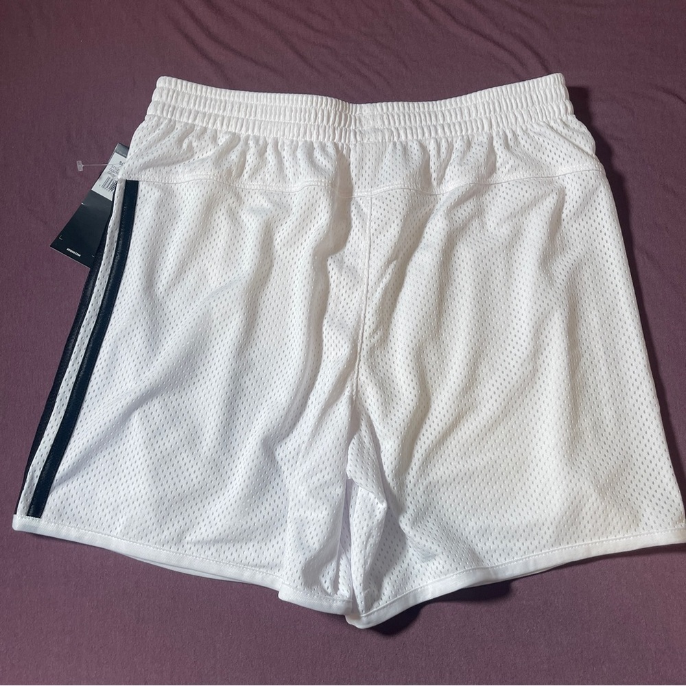 Adidas Ultimate Mesh Shorts 5" inseam White - Youth Girls Large (14) NWT - Picture 8 of 8